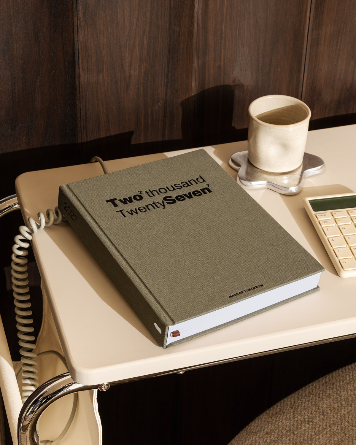 2027 Grand Daily Diary - Classic