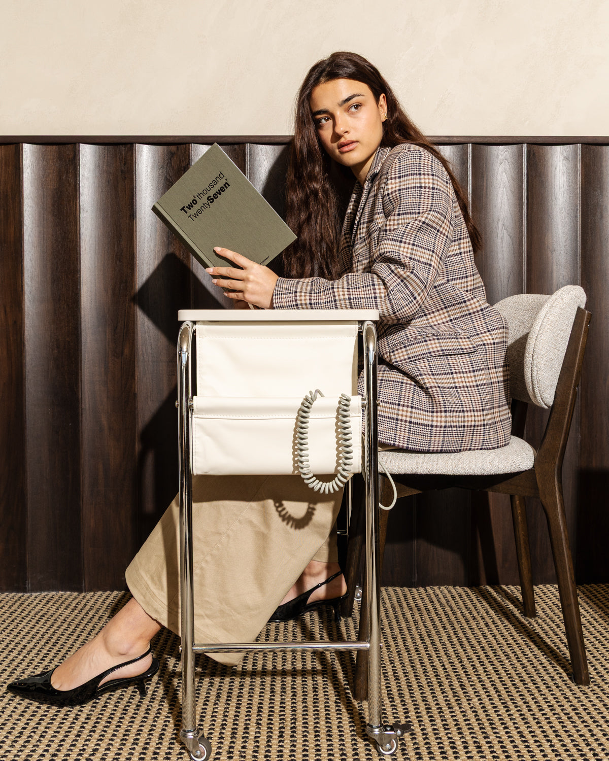 2027 Grand Daily Diary - Classic