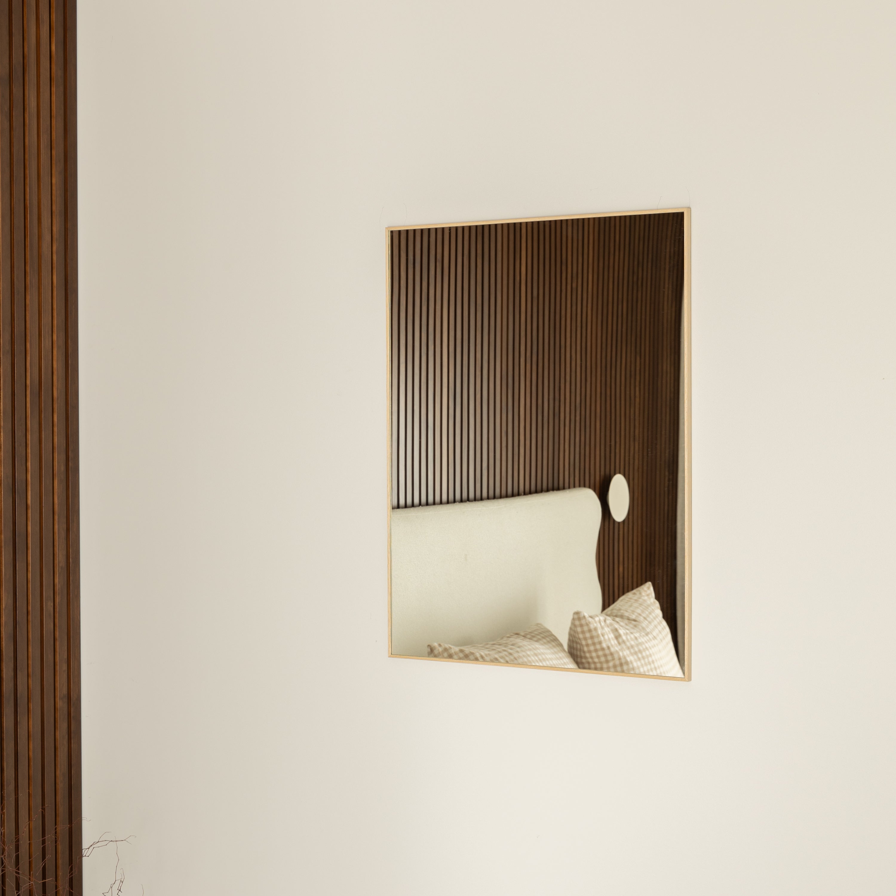 Framed Rectangle Wall Mirror