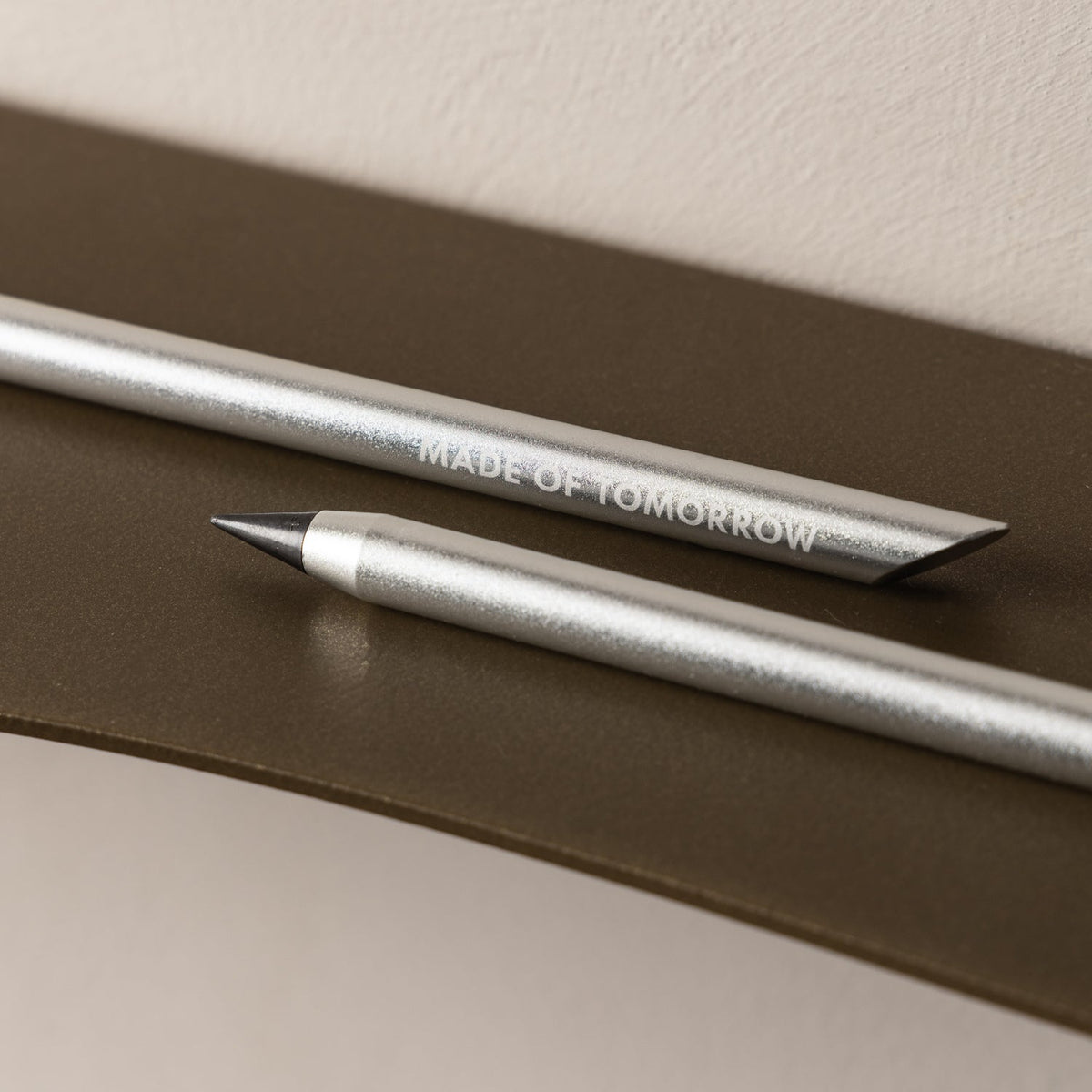 Graphite Aluminium Pencil — Aluminium