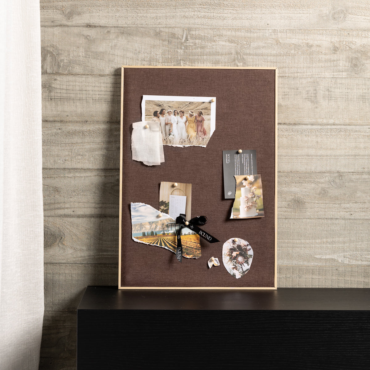 Muse Pinboard A2 — Oak Frame