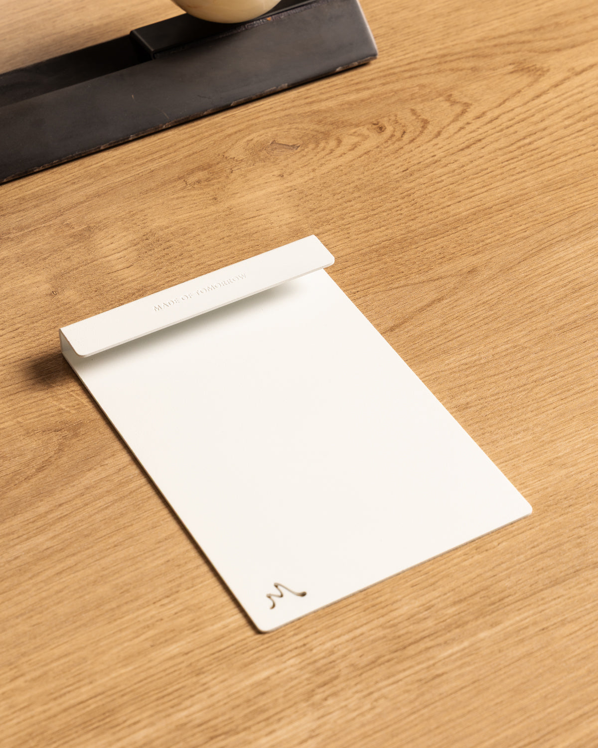 pad=lined;holder=white