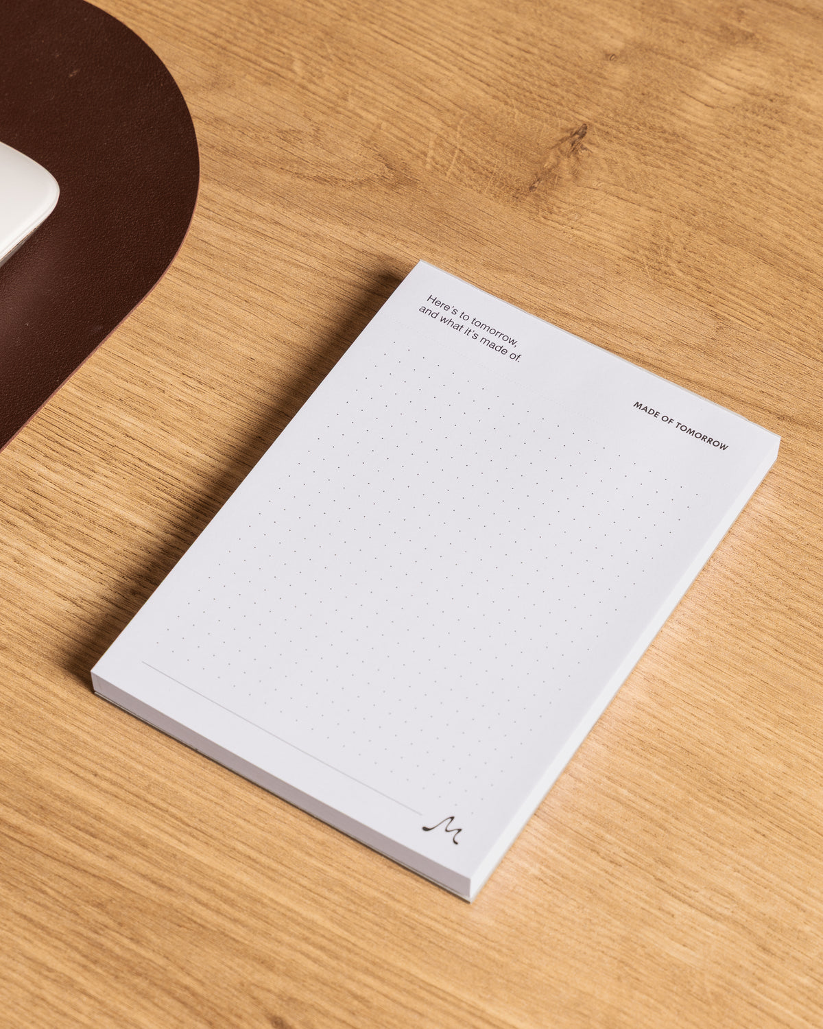 pad=dot-grid;holder=none
