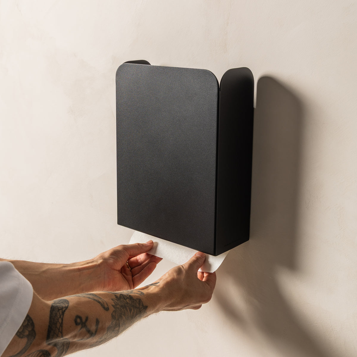 FOLD Paper Towel Dispenser 300 (3.0) — Black