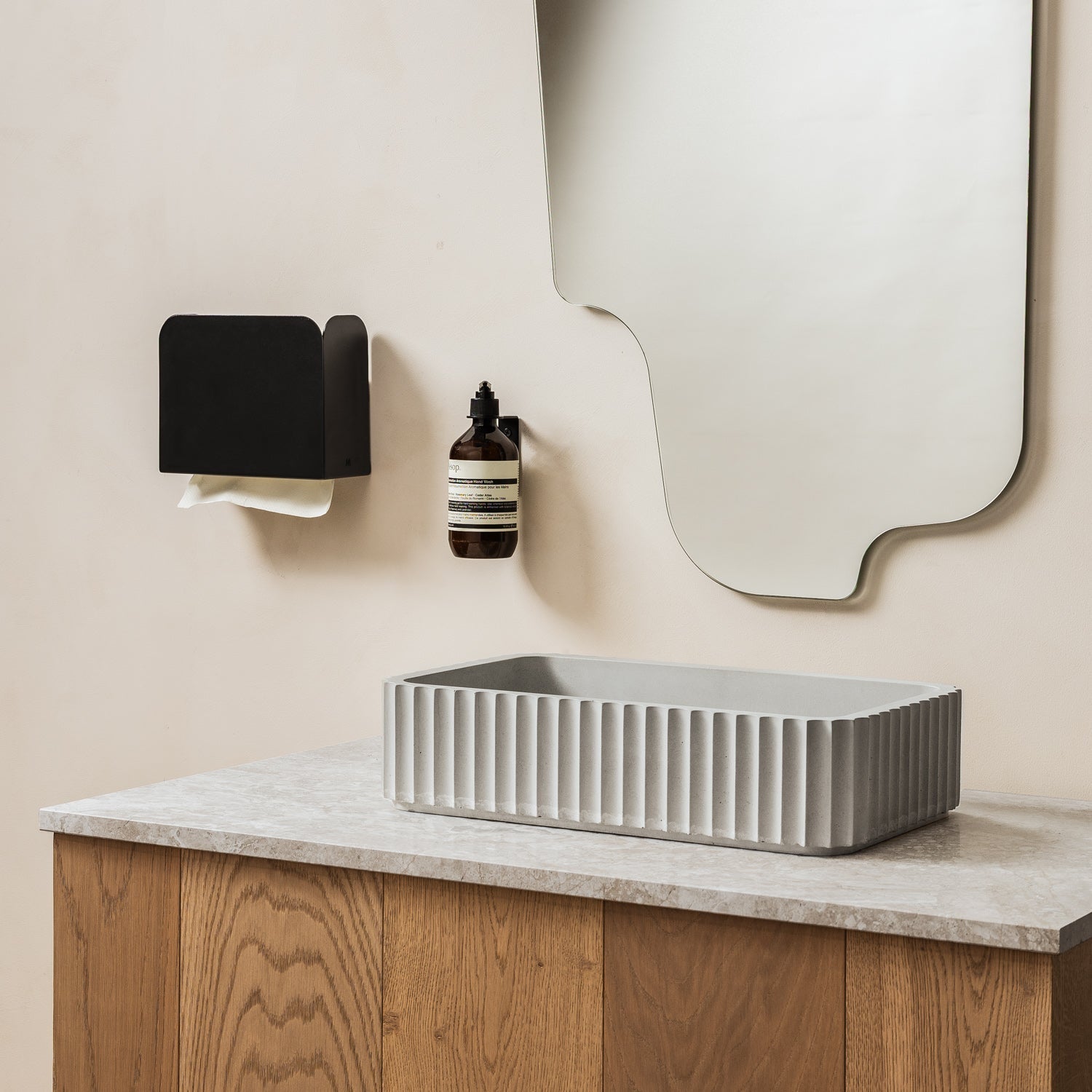 FOLD Paper Towel Dispenser 150 (2.0)