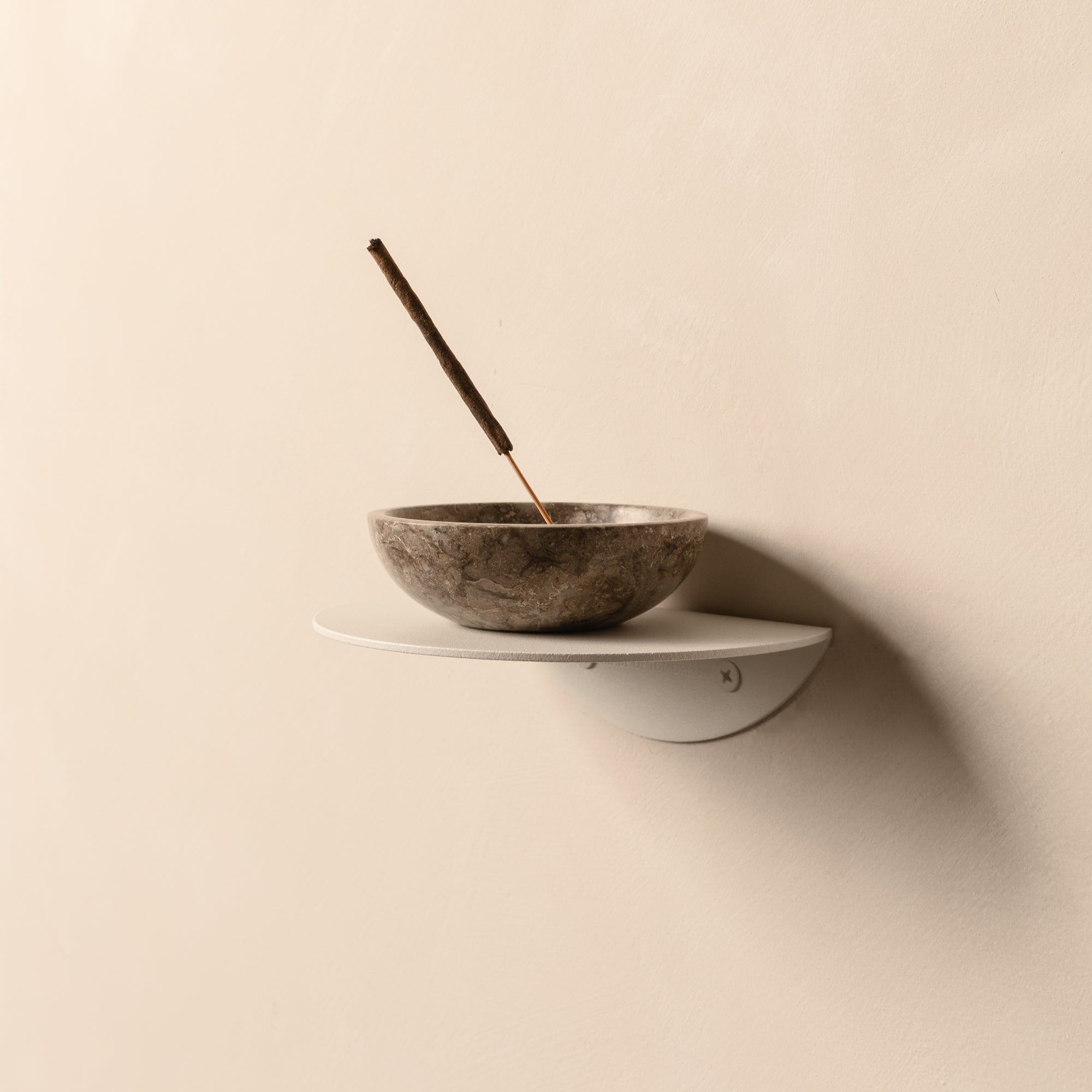 FOLD Round Shelf 150